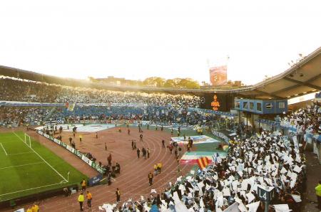 UEFA-05-VALENCE-OM 02.jpg
